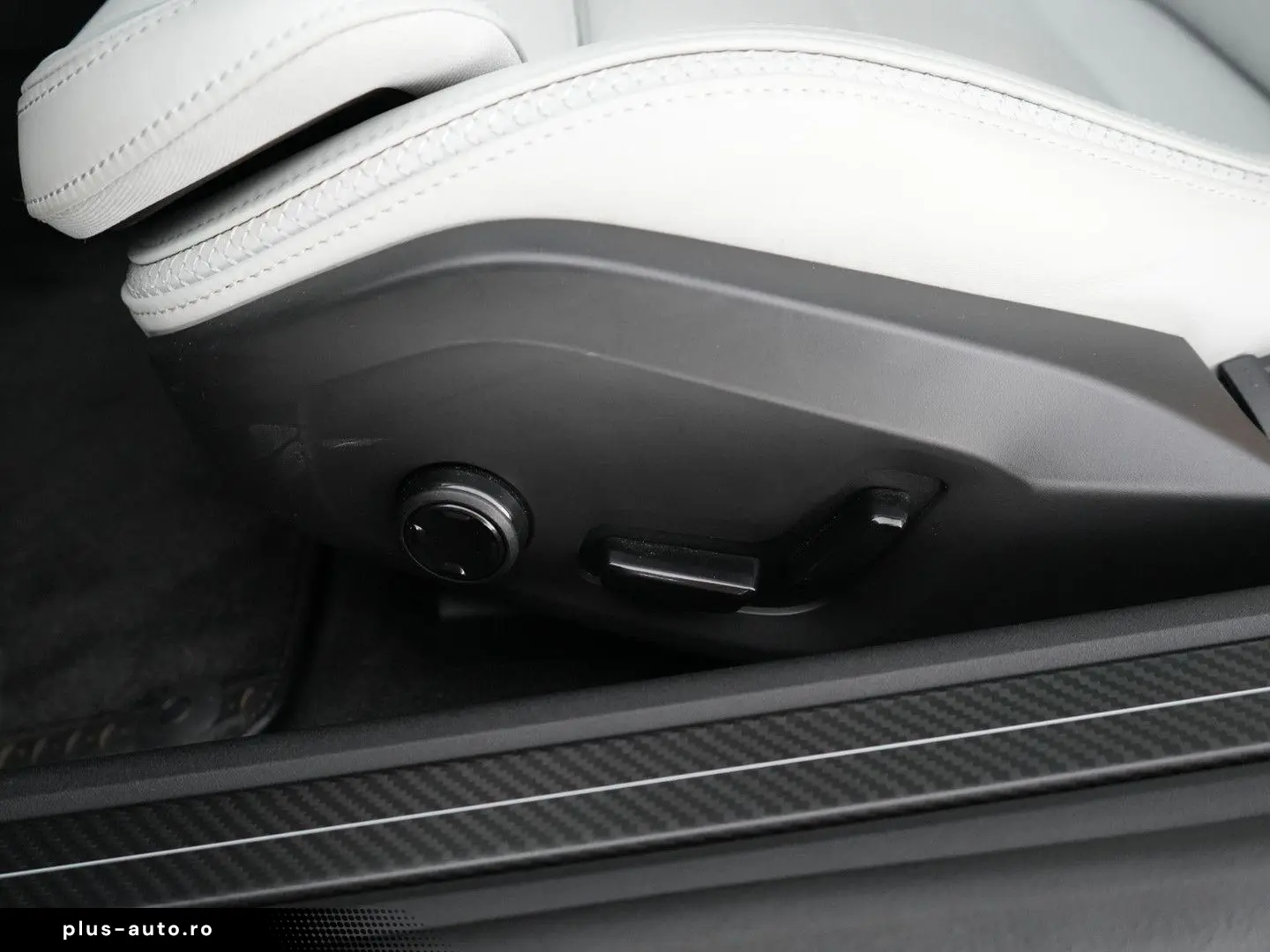 POLESTAR 1 2.0 Plug in Hybrid 609 CP 1000 Nm