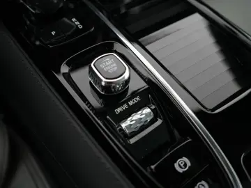 POLESTAR 1 2.0 Plug in Hybrid 609 CP 1000 Nm