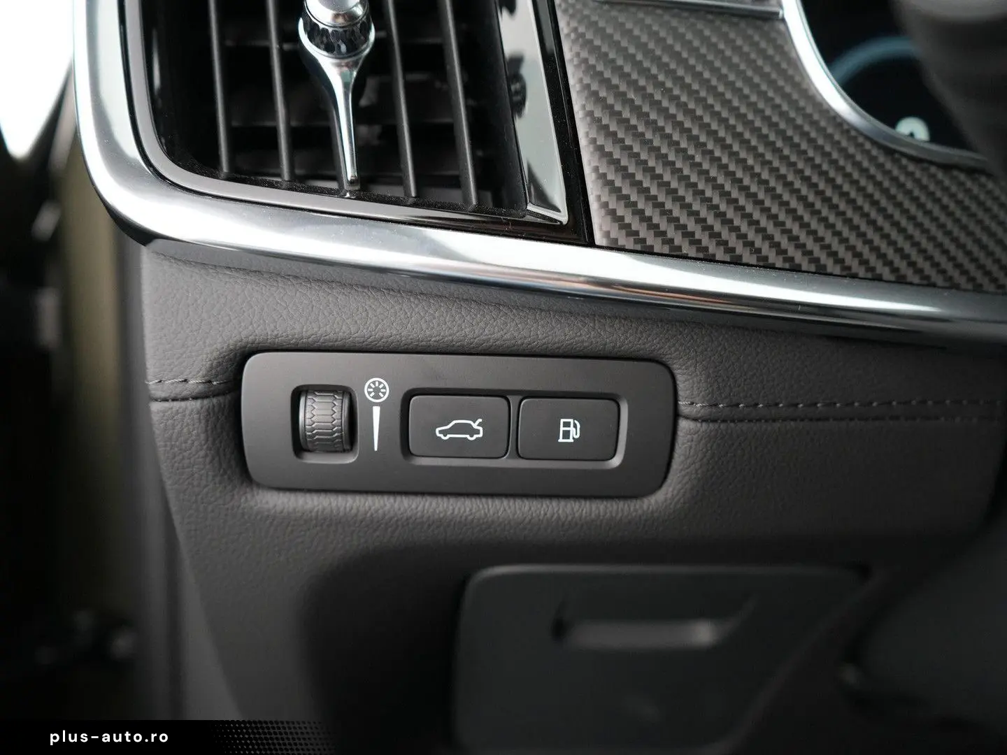 POLESTAR 1 2.0 Plug in Hybrid 609 CP 1000 Nm