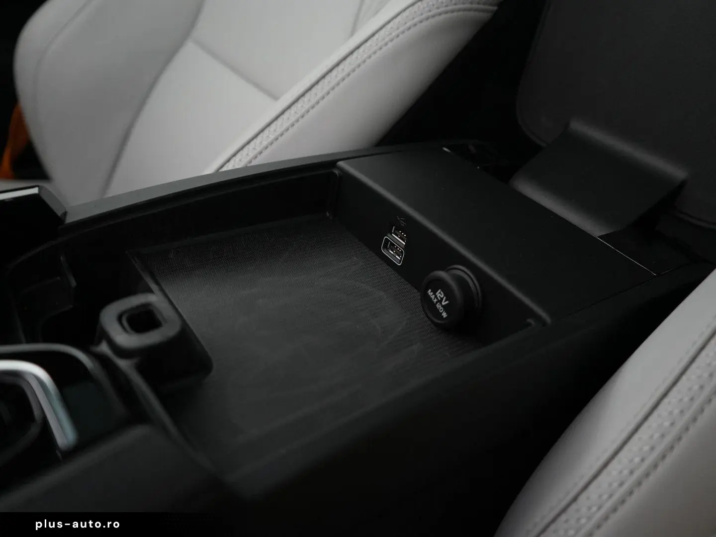 POLESTAR 1 2.0 Plug in Hybrid 609 CP 1000 Nm