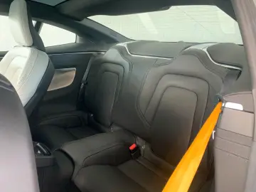 Polestar 1 – 1 din 1.500  609 CP   1.000 Nm