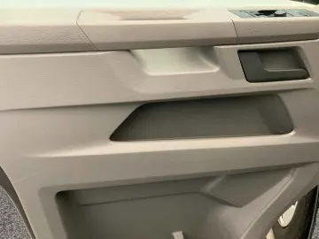 VW T6 Kombi 6.1 TDI DSG Lang