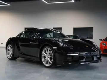 PORSCHE Cayman 718