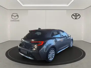 Toyota Corolla Hybrid Business Edition