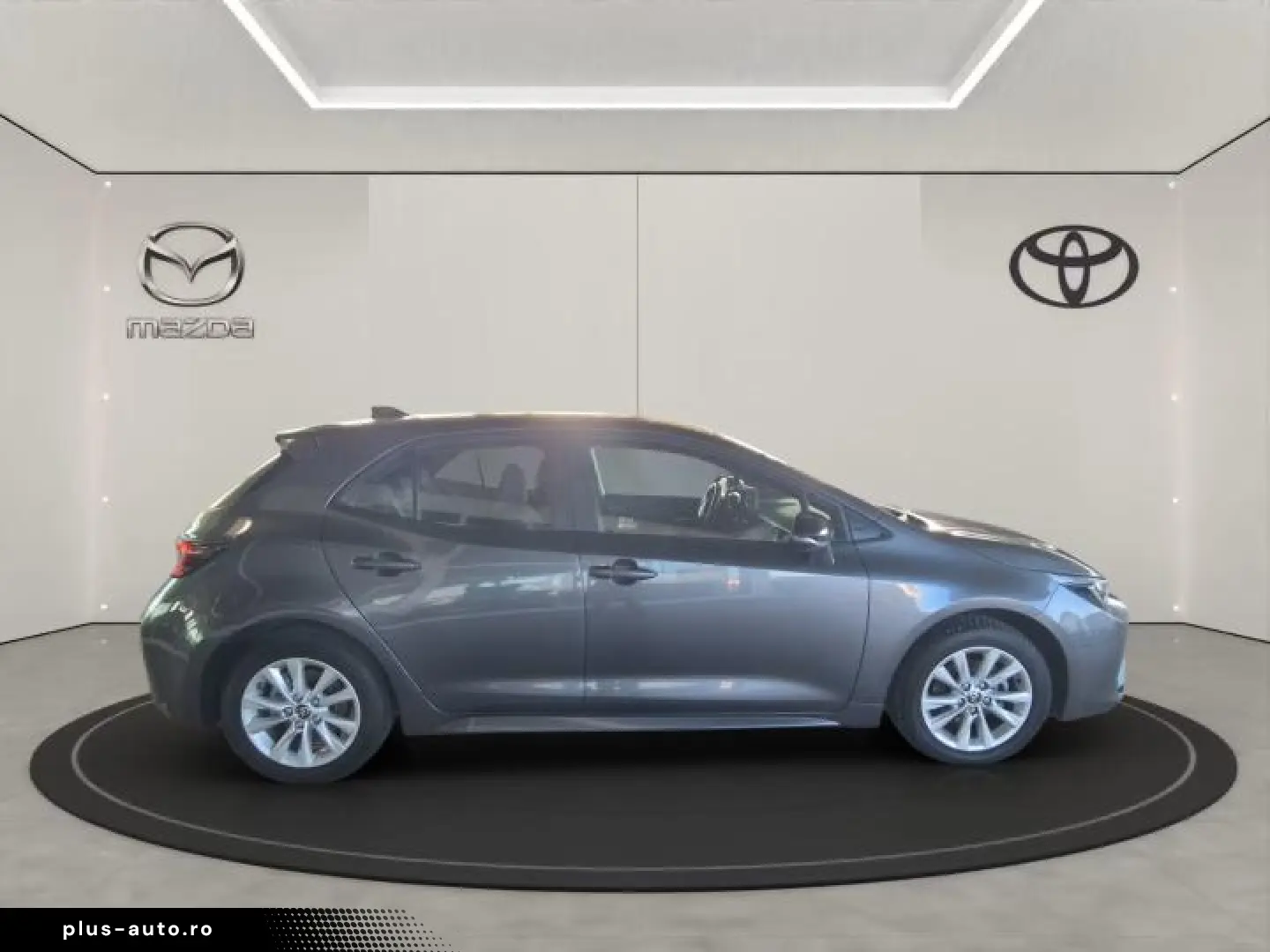 Toyota Corolla Hybrid Business Edition