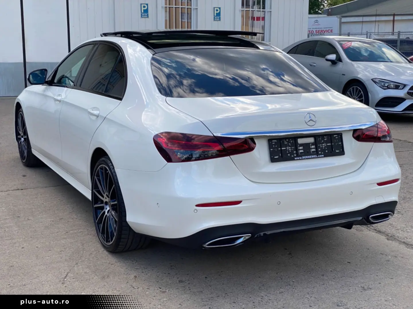 MERCEDES-BENZ E400d AMG 4M_Distronic_HuD_Airmatic_36&hellip;