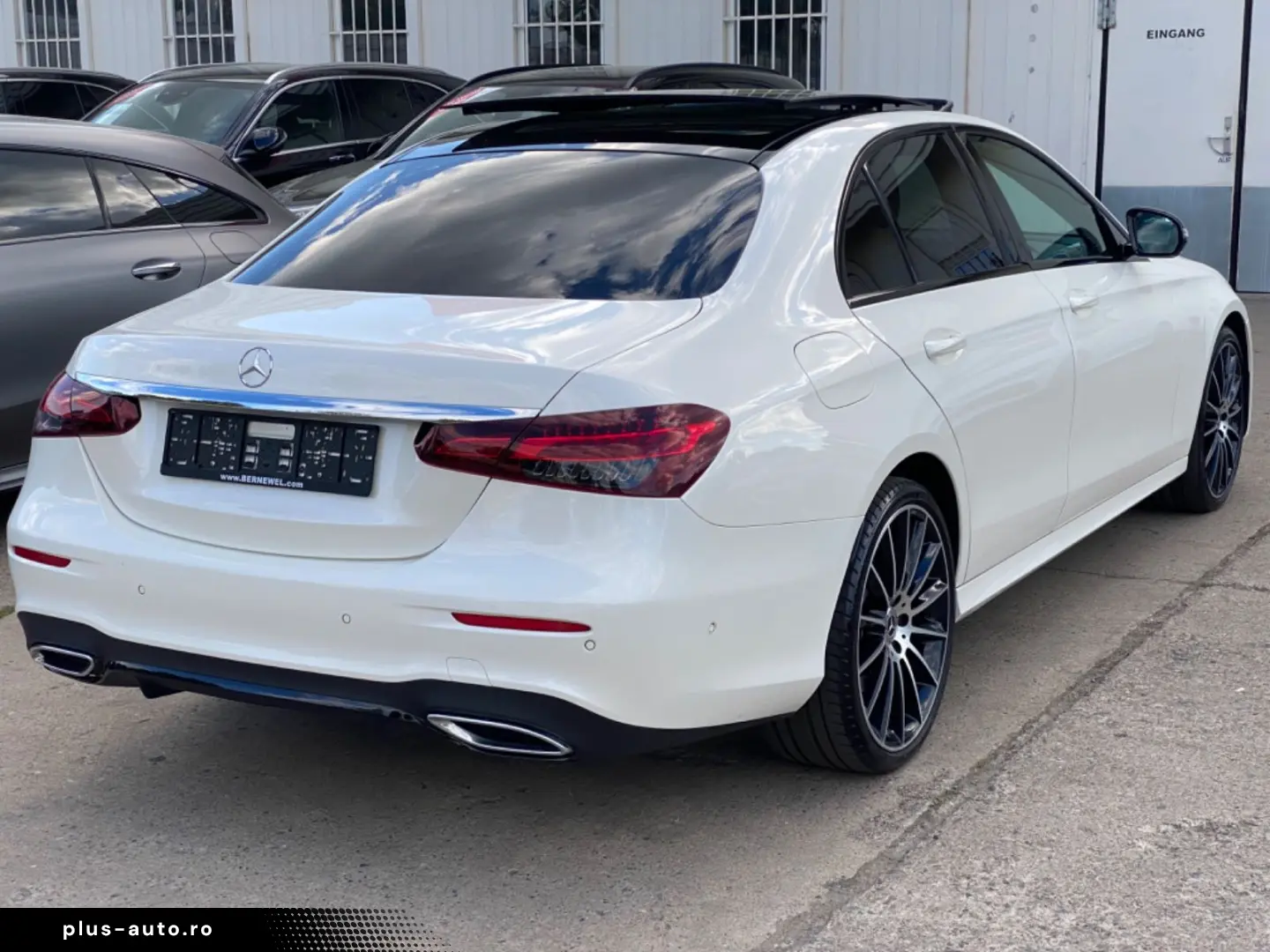 MERCEDES-BENZ E400d AMG 4M_Distronic_HuD_Airmatic_36&hellip;