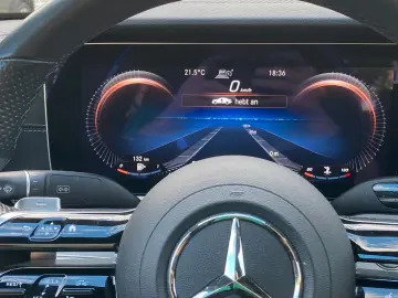 MERCEDES-BENZ E400d AMG 4M_Distronic_HuD_Airmatic_36&hellip;