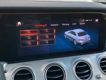 MERCEDES-BENZ E400d AMG 4M_Distronic_HuD_Airmatic_36&hellip;