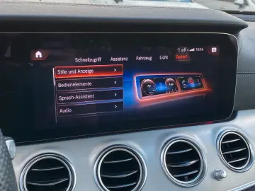 MERCEDES-BENZ E400d AMG 4M_Distronic_HuD_Airmatic_36&hellip;