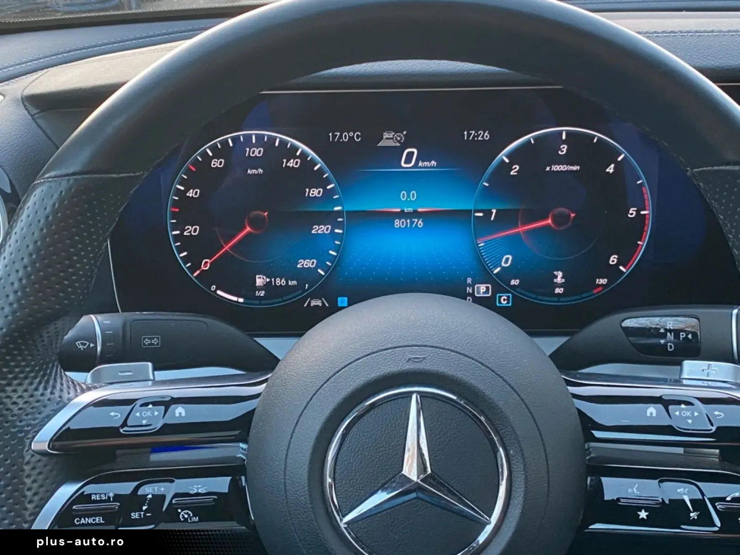 MERCEDES-BENZ E400d AMG 4M_Distronic_HuD_Airmatic_36&hellip;
