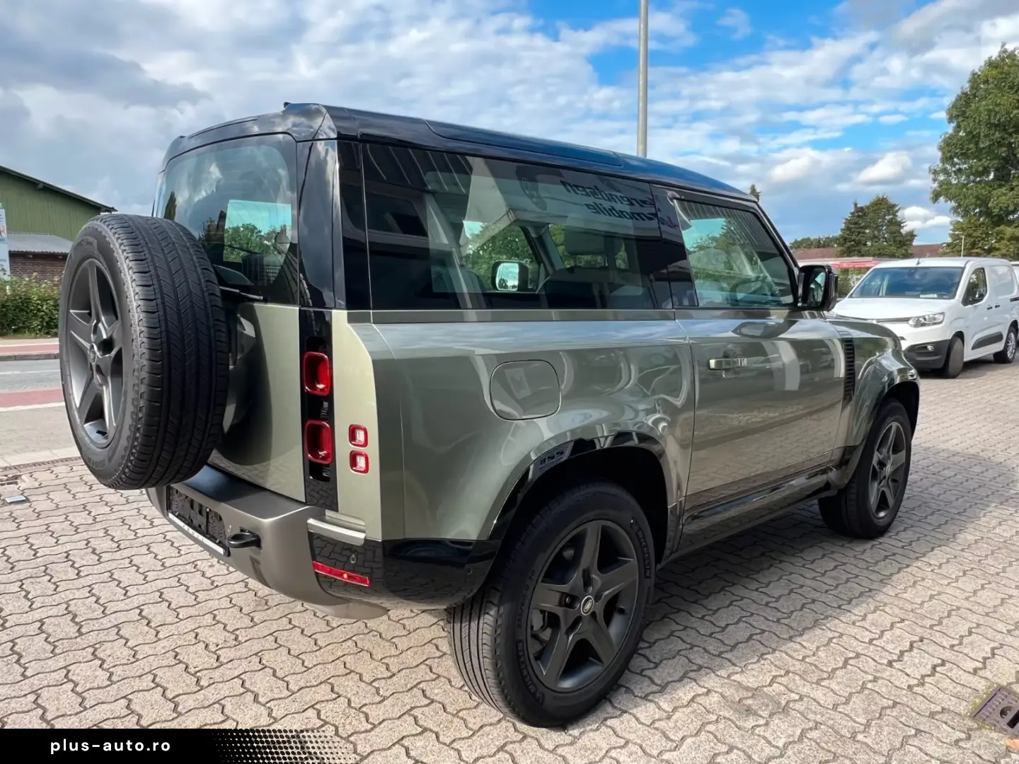 Land Rover DefenderDEFENDER 90 X-DYNAMIC SE PANO