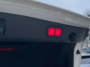 MERCEDES-BENZ E300d AMG 4M_SoftClose_360_Memory_Dist&hellip;