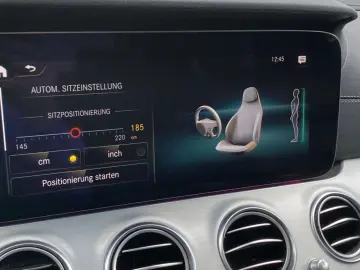 MERCEDES-BENZ E300d AMG 4M_SoftClose_360_Memory_Dist&hellip;