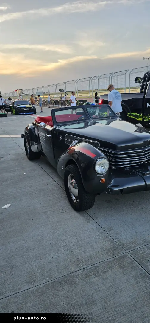 1969 Cord Royale by SAMCO