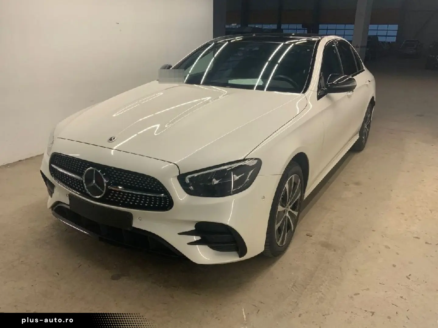 MERCEDES-BENZ E 300 de 4Matic AMG Pano ACC Burm 360Kam Volll