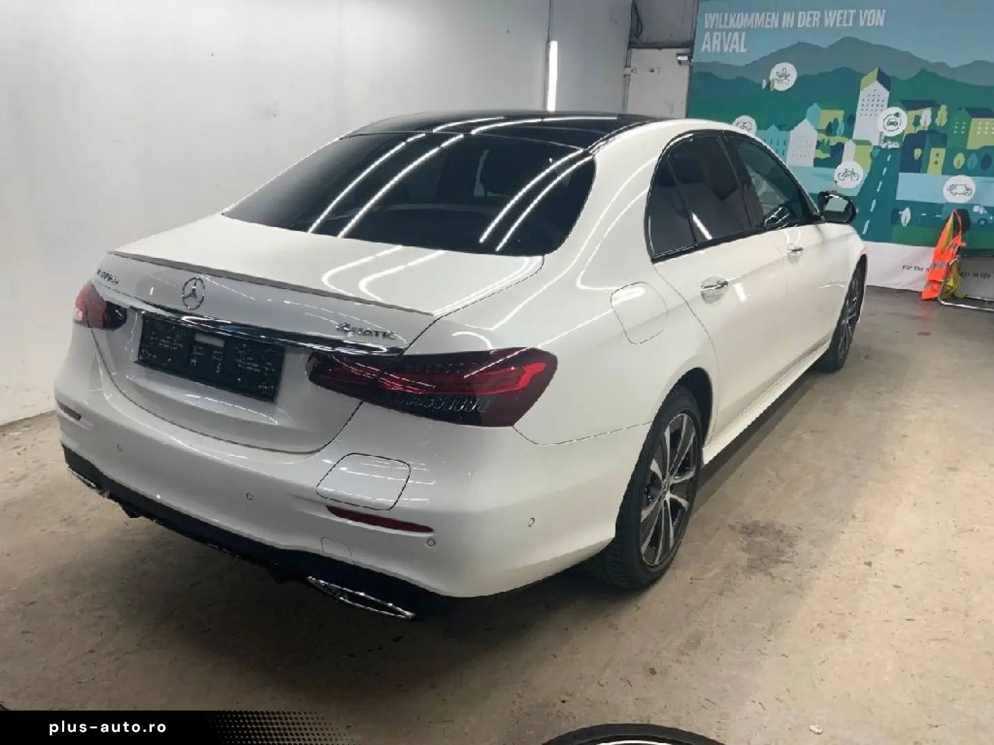 MERCEDES-BENZ E 300 de 4Matic AMG Pano ACC Burm 360Kam Volll