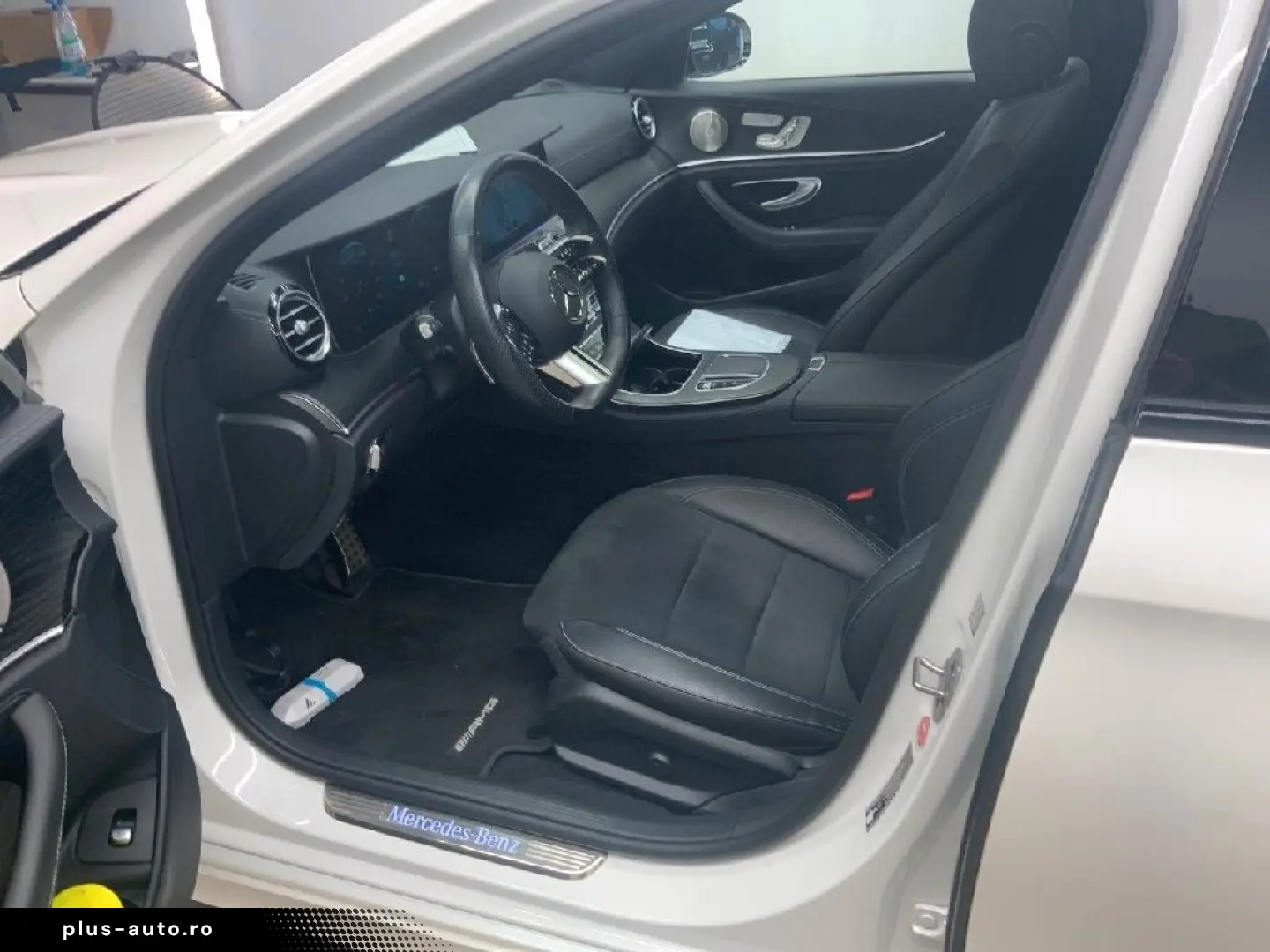 MERCEDES-BENZ E 300 de 4Matic AMG Pano ACC Burm 360Kam Volll