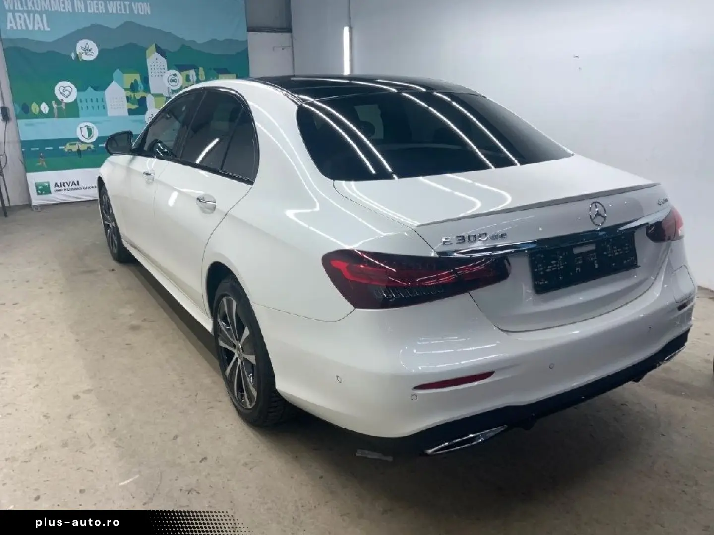 MERCEDES-BENZ E 300 de 4Matic AMG Pano ACC Burm 360Kam Volll