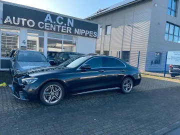 MERCEDES-BENZ E 220 d 4Matic AMG Pano Leder LED Navi Kamera