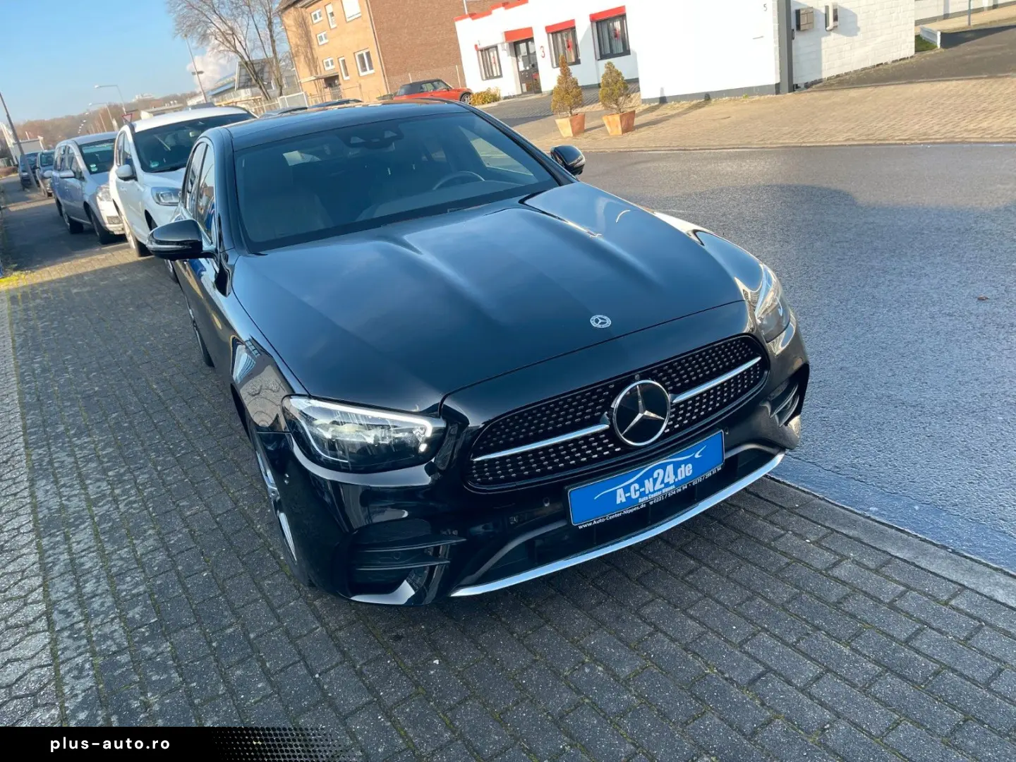 MERCEDES-BENZ E 220 d 4Matic AMG Pano Leder LED Navi Kamera