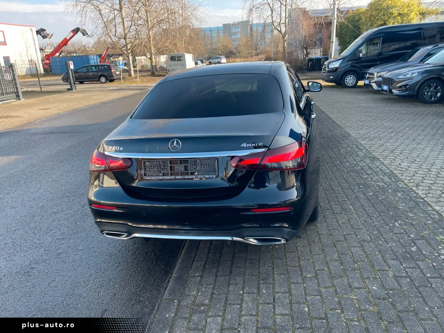 MERCEDES-BENZ E 220 d 4Matic AMG Pano Leder LED Navi Kamera