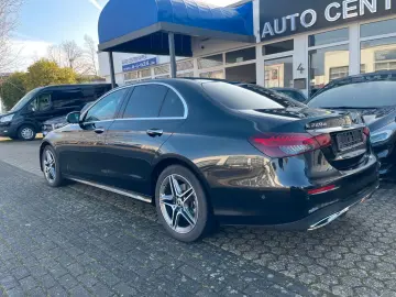 MERCEDES-BENZ E 220 d 4Matic AMG Pano Leder LED Navi Kamera