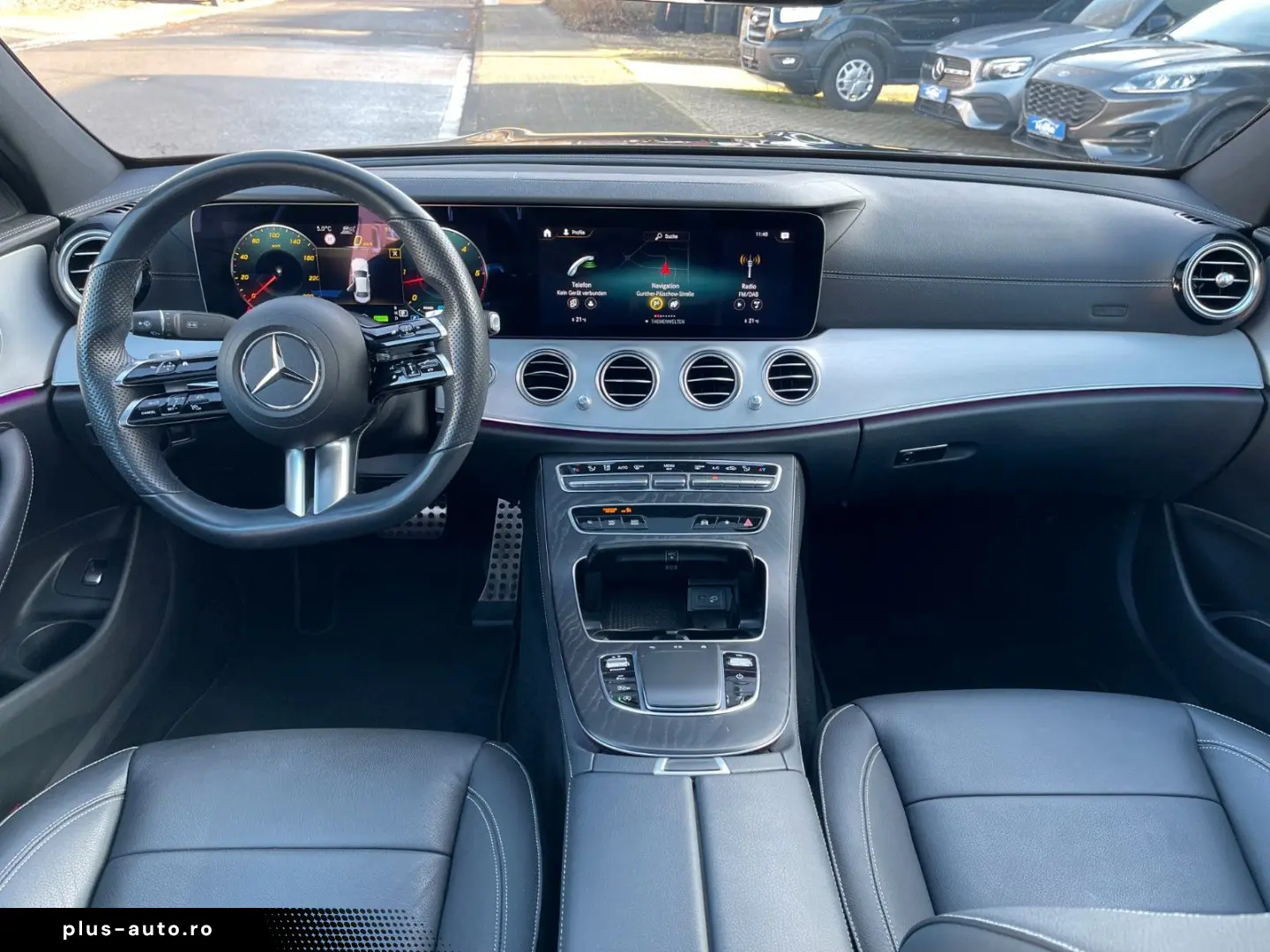 MERCEDES-BENZ E 220 d 4Matic AMG Pano Leder LED Navi Kamera