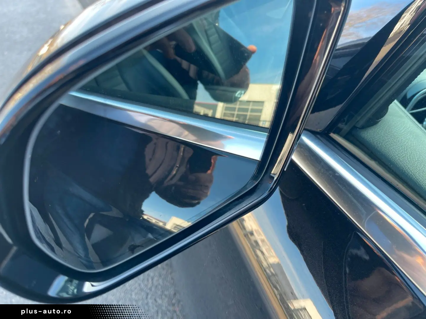 MERCEDES-BENZ E 220 d 4Matic AMG Pano Leder LED Navi Kamera