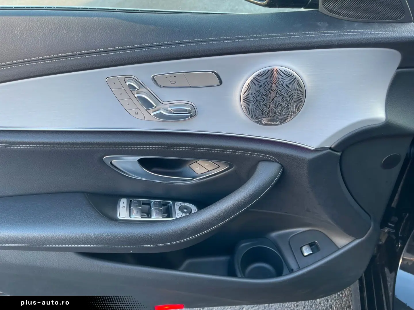 MERCEDES-BENZ E 220 d 4Matic AMG Pano Leder LED Navi Kamera