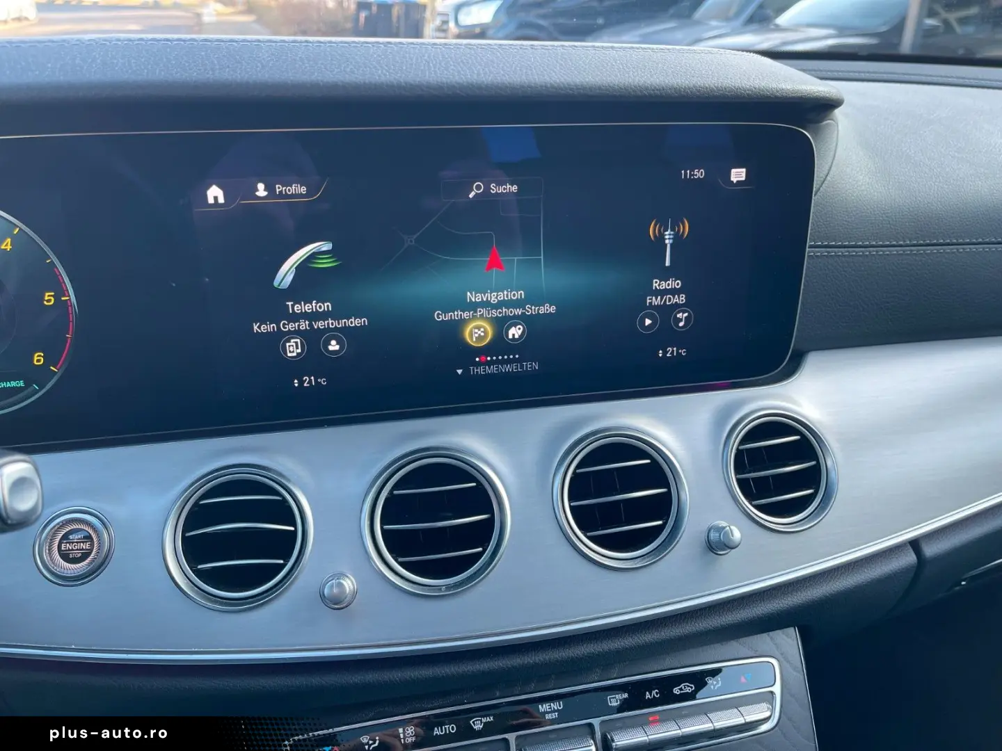 MERCEDES-BENZ E 220 d 4Matic AMG Pano Leder LED Navi Kamera