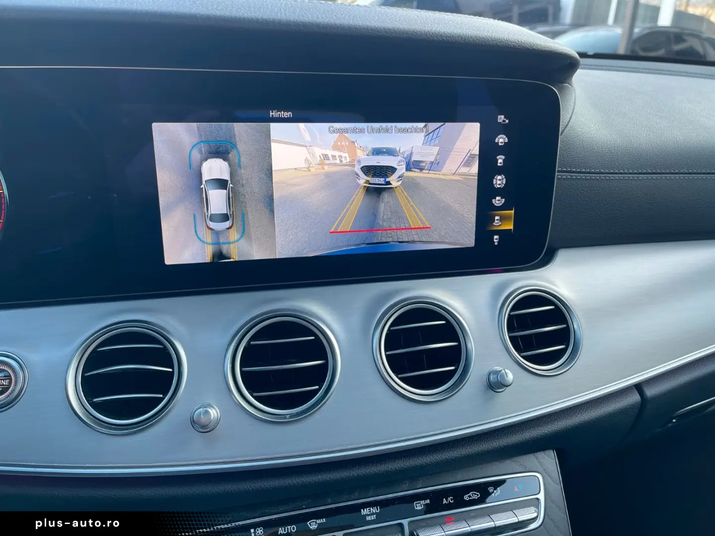 MERCEDES-BENZ E 220 d 4Matic AMG Pano Leder LED Navi Kamera