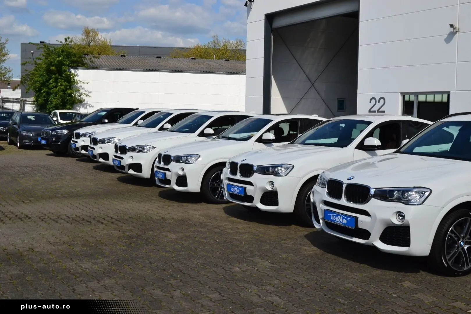 MERCEDES-BENZ E 220 d 4Matic AMG Pano Leder LED Navi Kamera