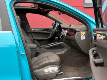 PORSCHE MACAN III S