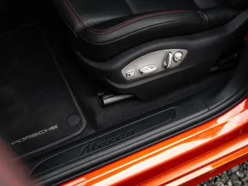PORSCHE Macan 265PS