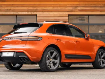 PORSCHE Macan 265PS