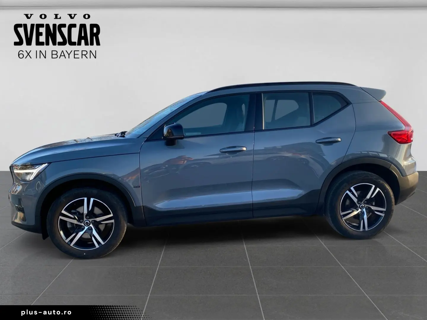 VOLVO XC40 B3 Plus Dark 2WD Camera Keyless HarmanKardon