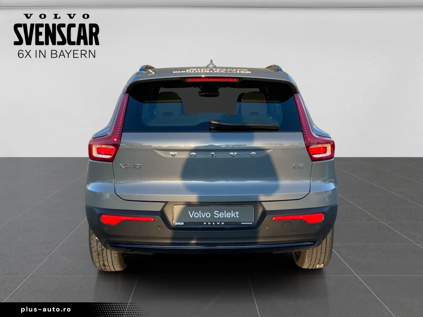 VOLVO XC40 B3 Plus Dark 2WD Camera Keyless HarmanKardon