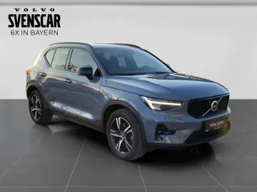 VOLVO XC40 B3 Plus Dark 2WD Camera Keyless HarmanKardon