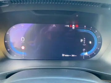 VOLVO XC40 B3 Plus Dark 2WD Camera Keyless HarmanKardon