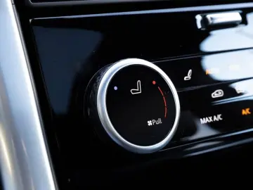 Land Rover Discovery D250 Dynamic SE