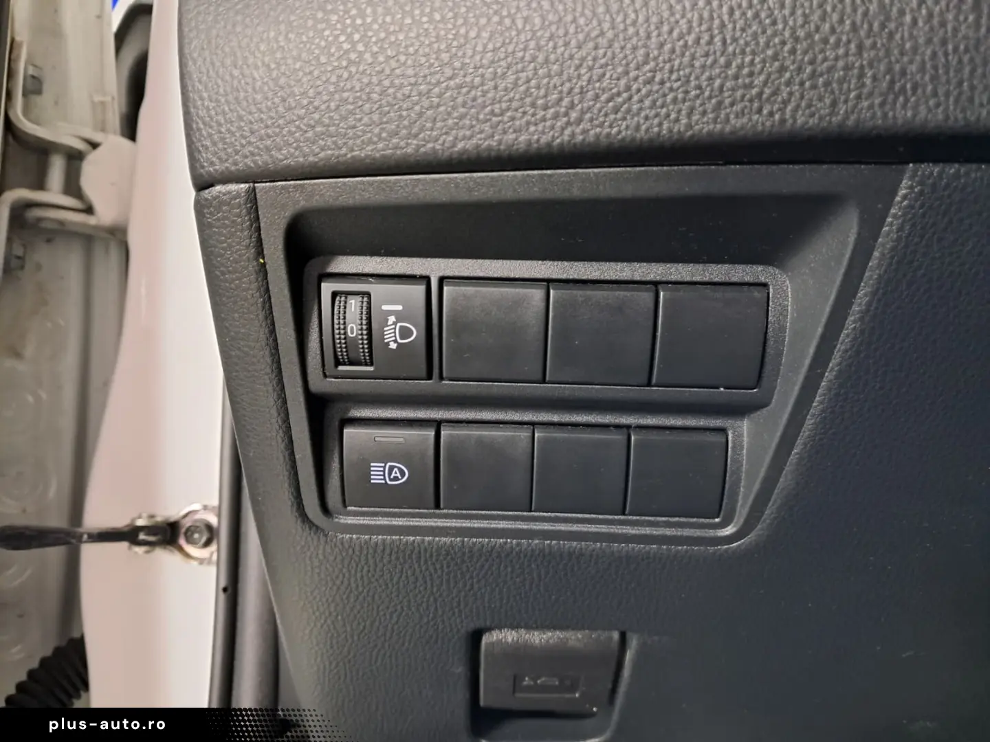 TOYOTA YARIS 1.5 HYBRID E-CVT 92CP 2022