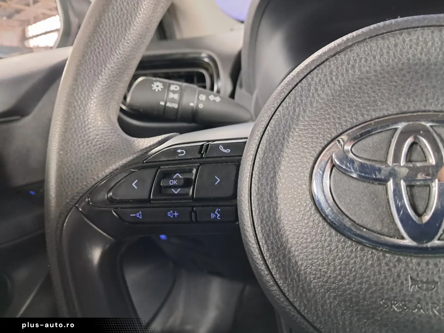 TOYOTA YARIS 1.5 HYBRID E-CVT 92CP 2022