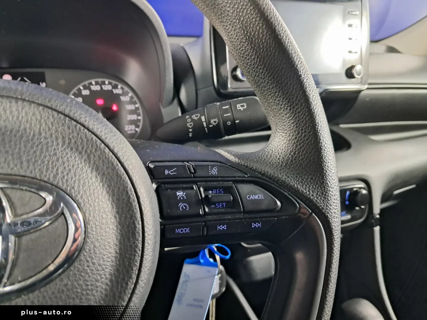 TOYOTA YARIS 1.5 HYBRID E-CVT 92CP 2022