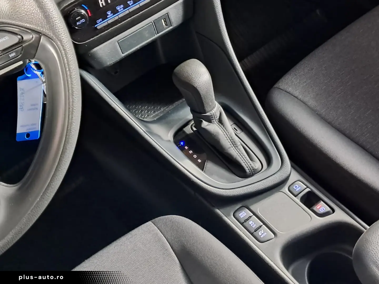 TOYOTA YARIS 1.5 HYBRID E-CVT 92CP 2022