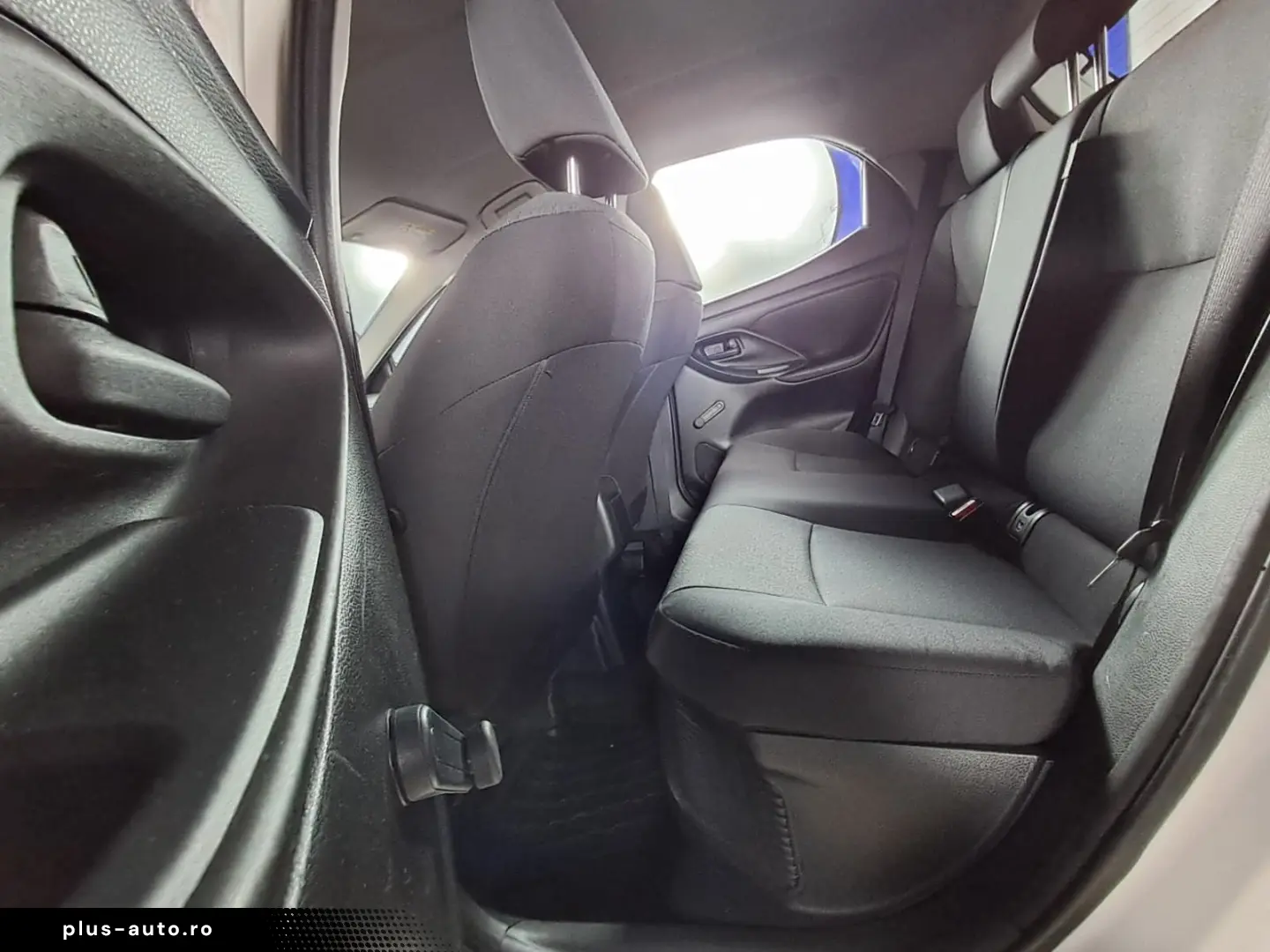 TOYOTA YARIS 1.5 HYBRID E-CVT 92CP 2022