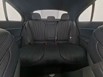 MERCEDES-BENZ E 400 e 4M  AMG Night Pano Digit LEDER Burm DC