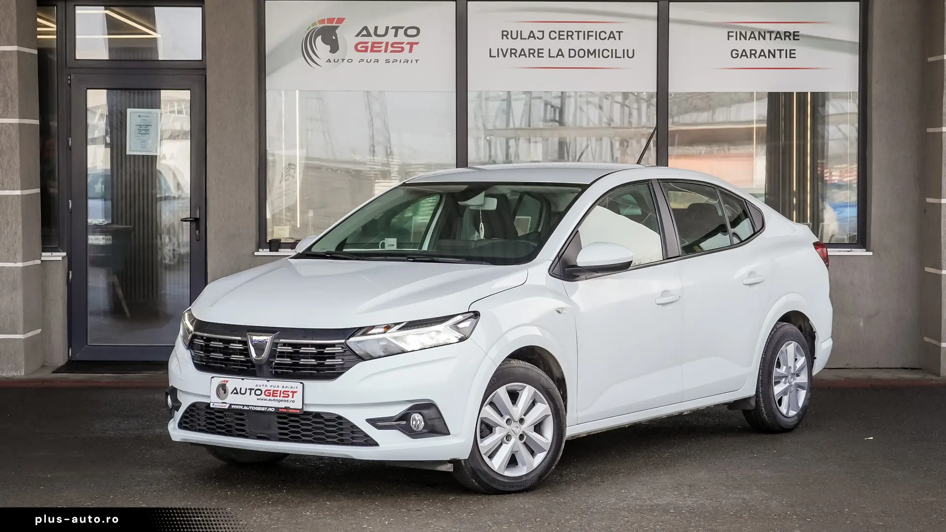 DACIA LOGAN TCE 90 MT