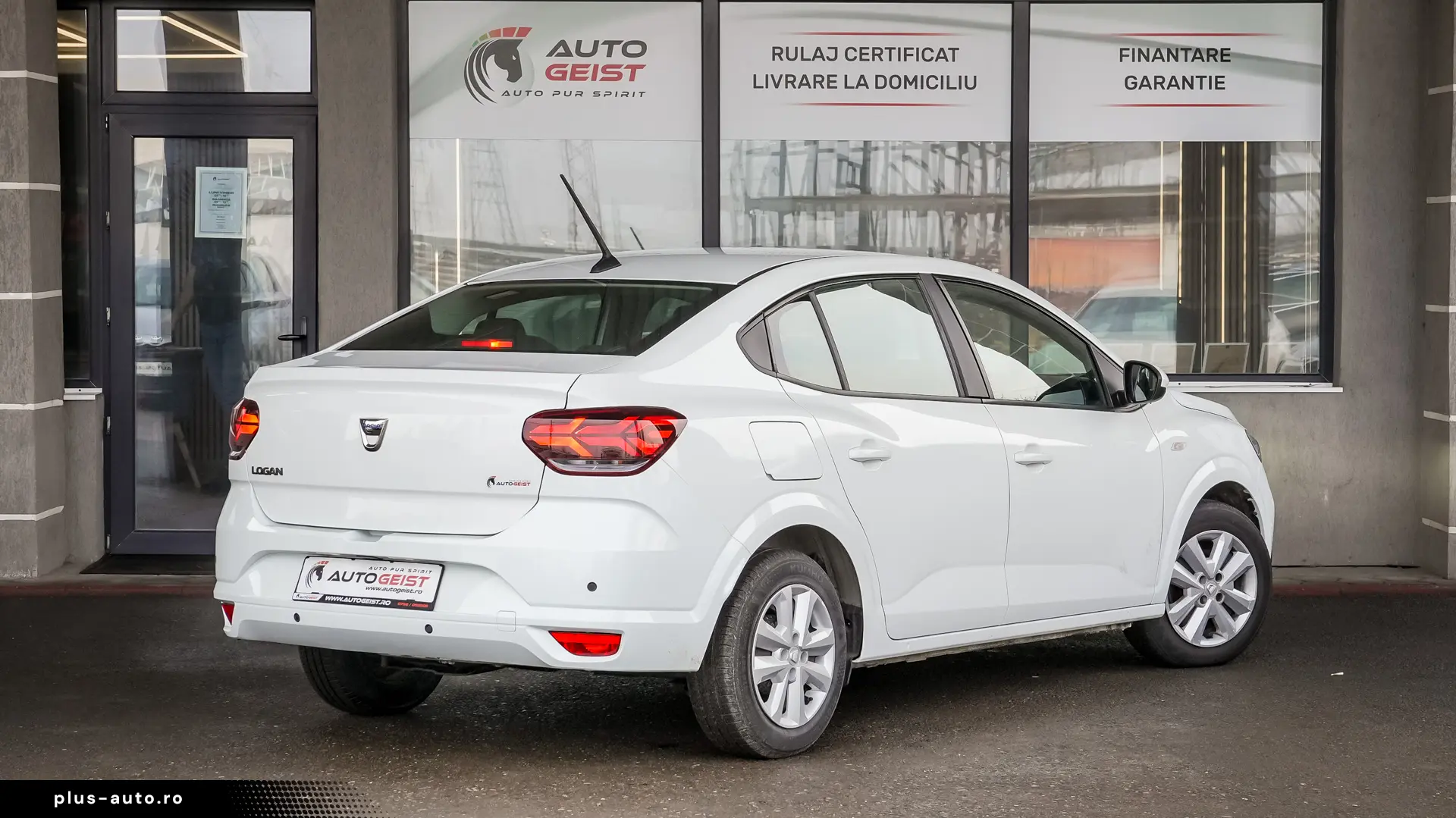 DACIA LOGAN TCE 90 MT