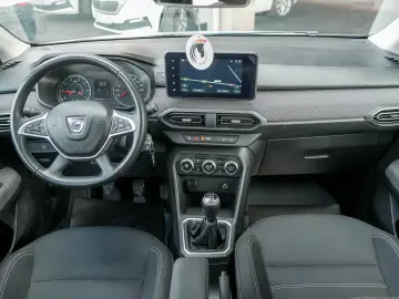 DACIA LOGAN TCE 90 MT